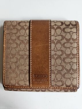 Coach Signature Canvas Bifold Wallet in Brown